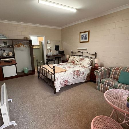 Alpine Country Motel Plus Free Coffee Cooma Dış mekan fotoğraf